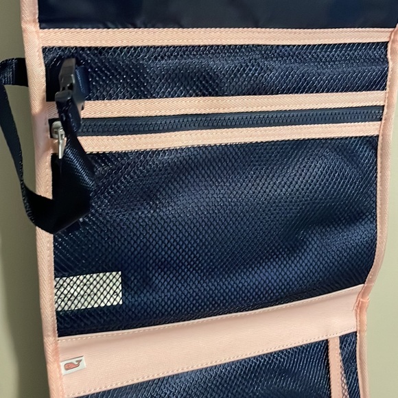 Vineyard Vines Change Pad -NEW - Picture 6 of 7